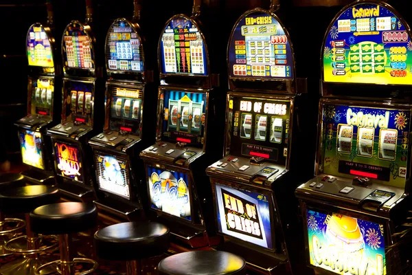 nagihtoto Evolution Baccarat Hall